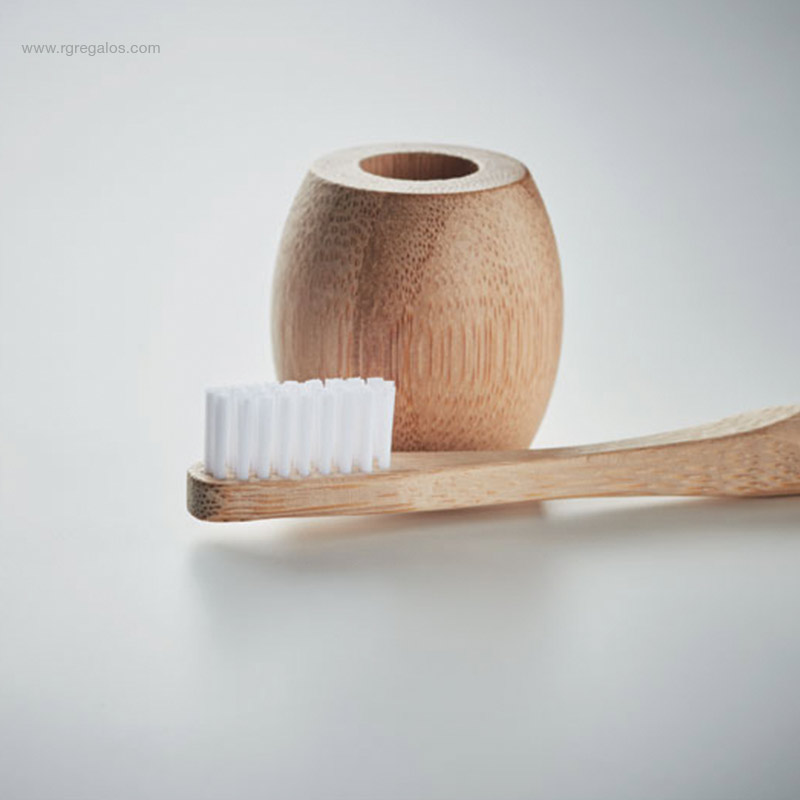 Cepillo dientes soporte bambú detalle